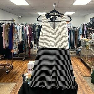 LOFT Black & Off-White Mixed Stripe Flare Dress Size 12